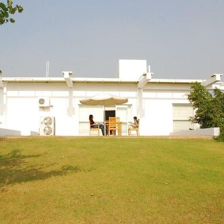 Aravli Vista Hotel Gurgaon Luaran gambar