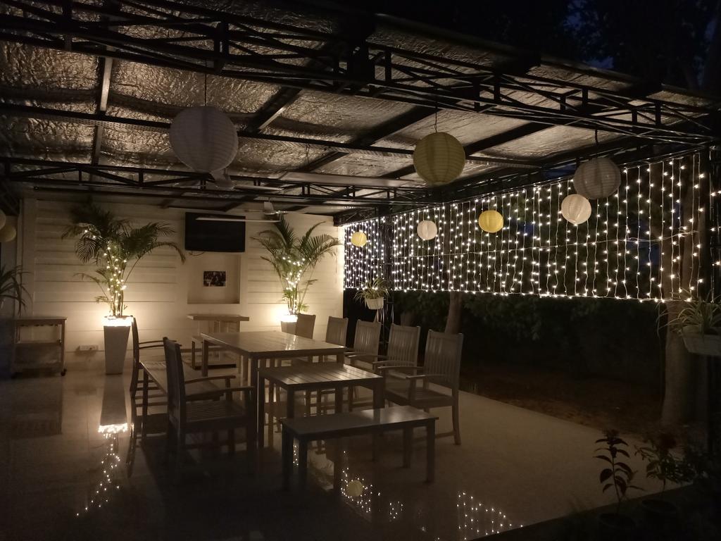 Aravli Vista Hotel Gurgaon Luaran gambar